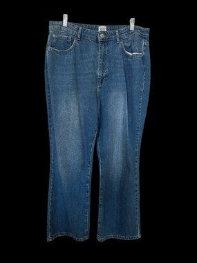 Cropped Length High Waisted Kick Flare Mom Jeans Urban Outfitters BDG